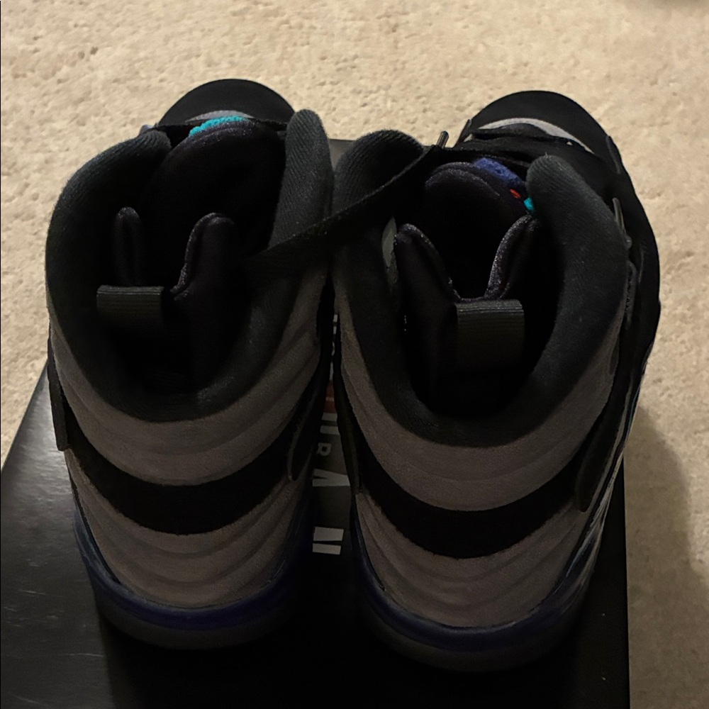 Jordan 8 Retro - Picture 3 of 6